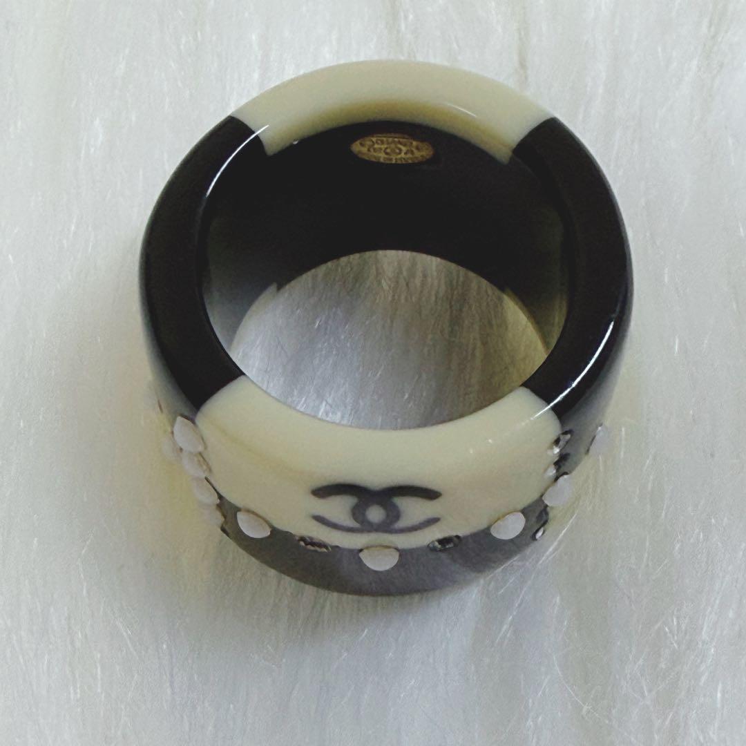 a*️様 Chanel シャネルリング 黒とアイボリー リング 指輪