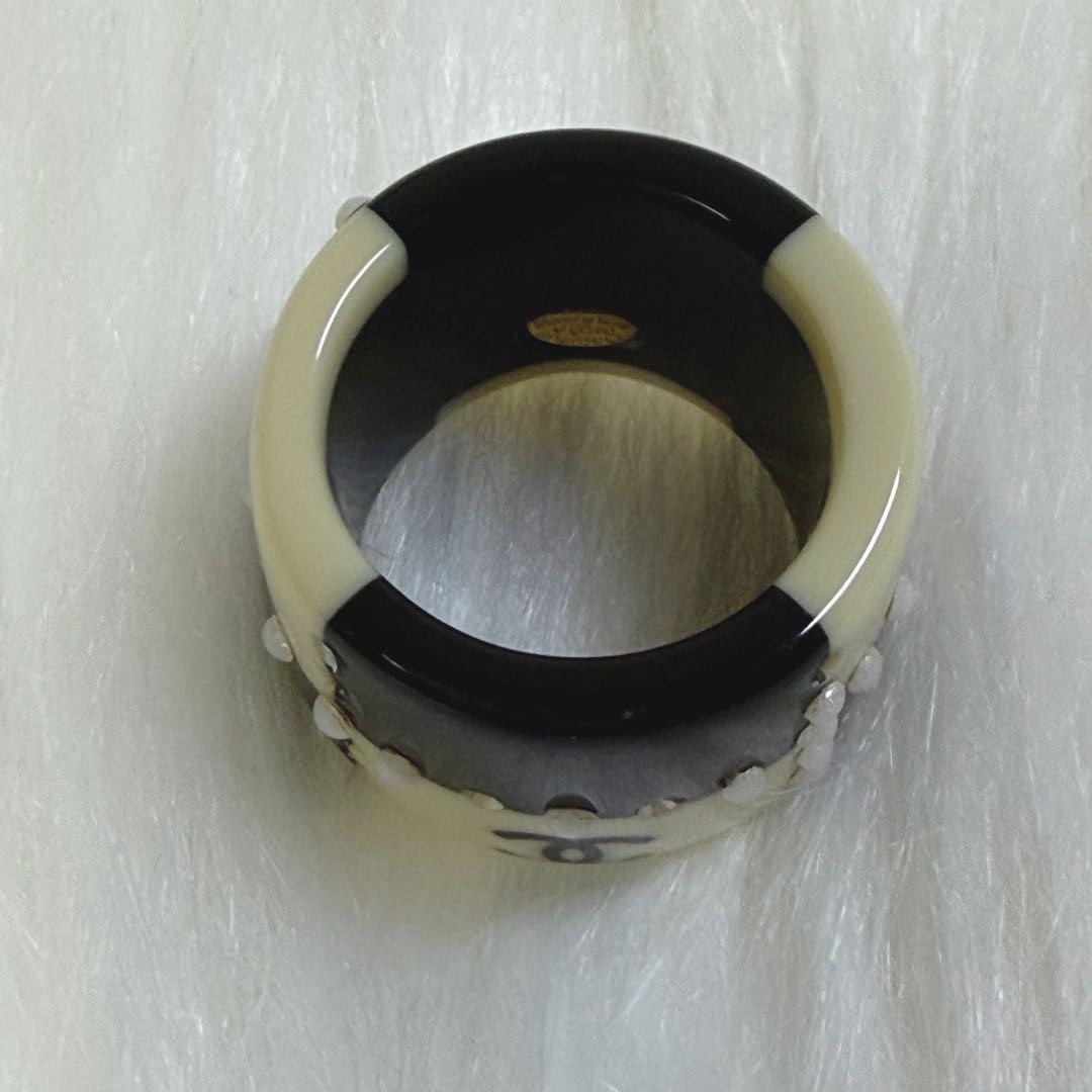 a*️様 Chanel シャネルリング 黒とアイボリー リング 指輪