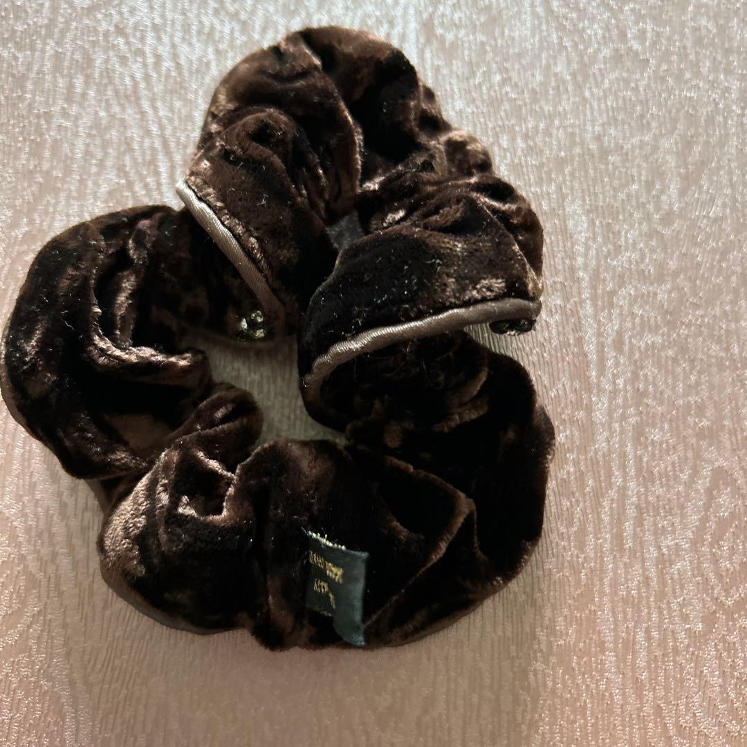 シュシュ　ベロア　アレクサンドルドゥパリ