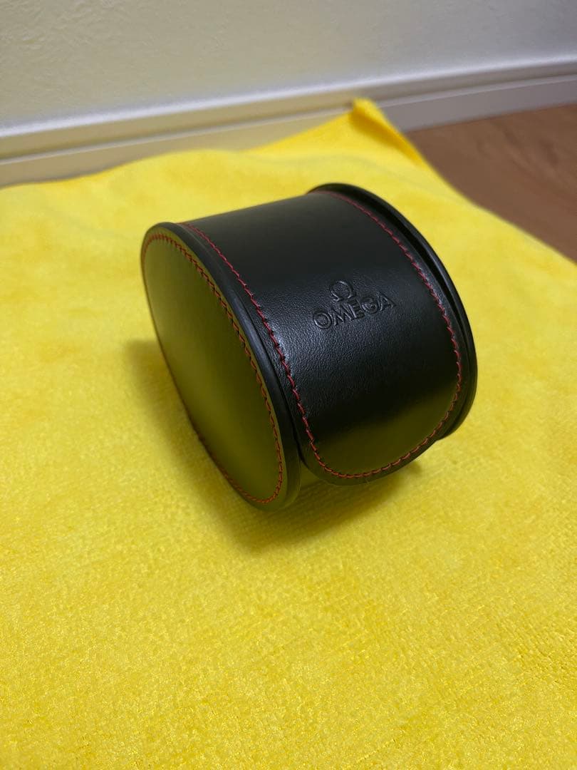 OMEGA純正時計ケース 黒レザー 赤ステッチ