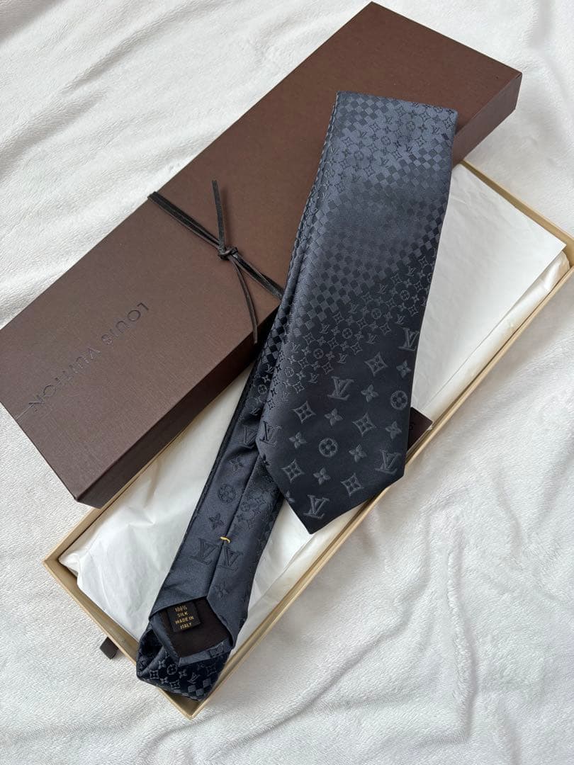 Louis Vuitton ブラック ネクタイ