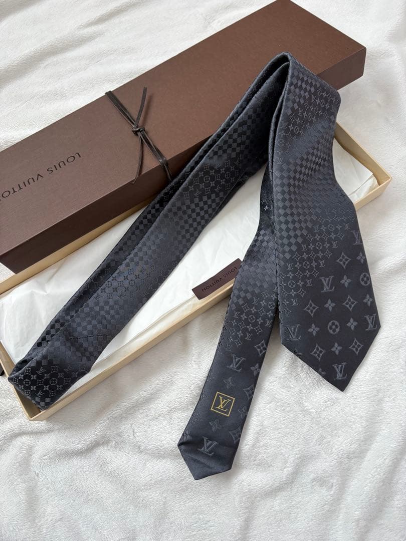 Louis Vuitton ブラック ネクタイ