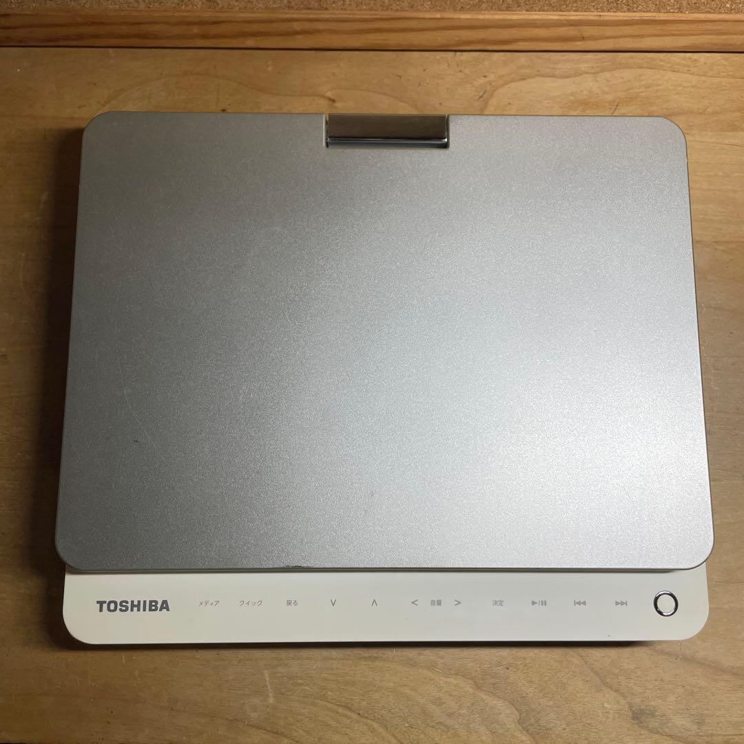 東芝レグザ 9インチポータブルDVD・BD・Blu-ray・ブルーレイプレーヤー