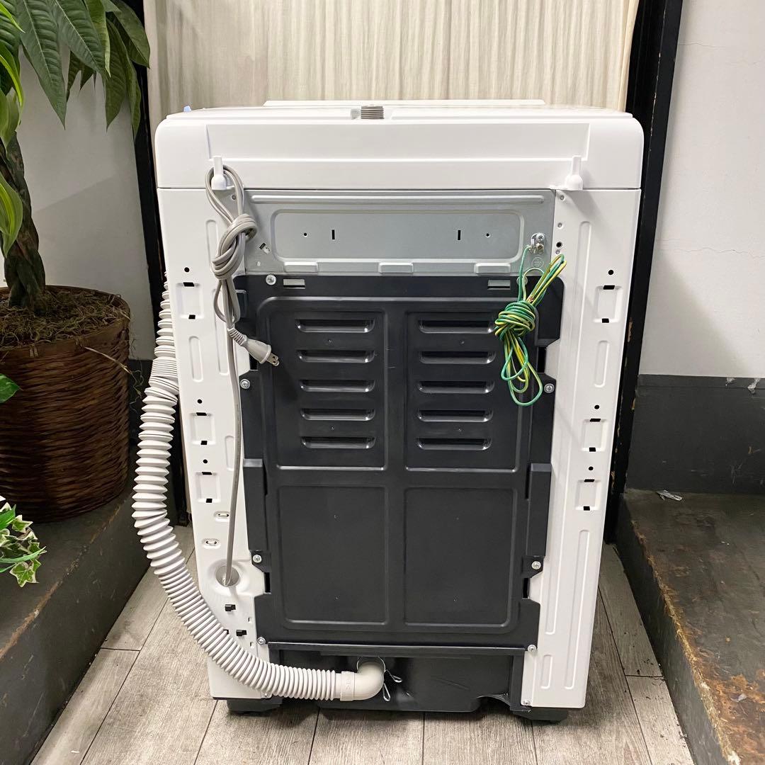 背が低めで広口で取り出しやすい♪ゴールドで高級感全自動洗濯機5.0kg