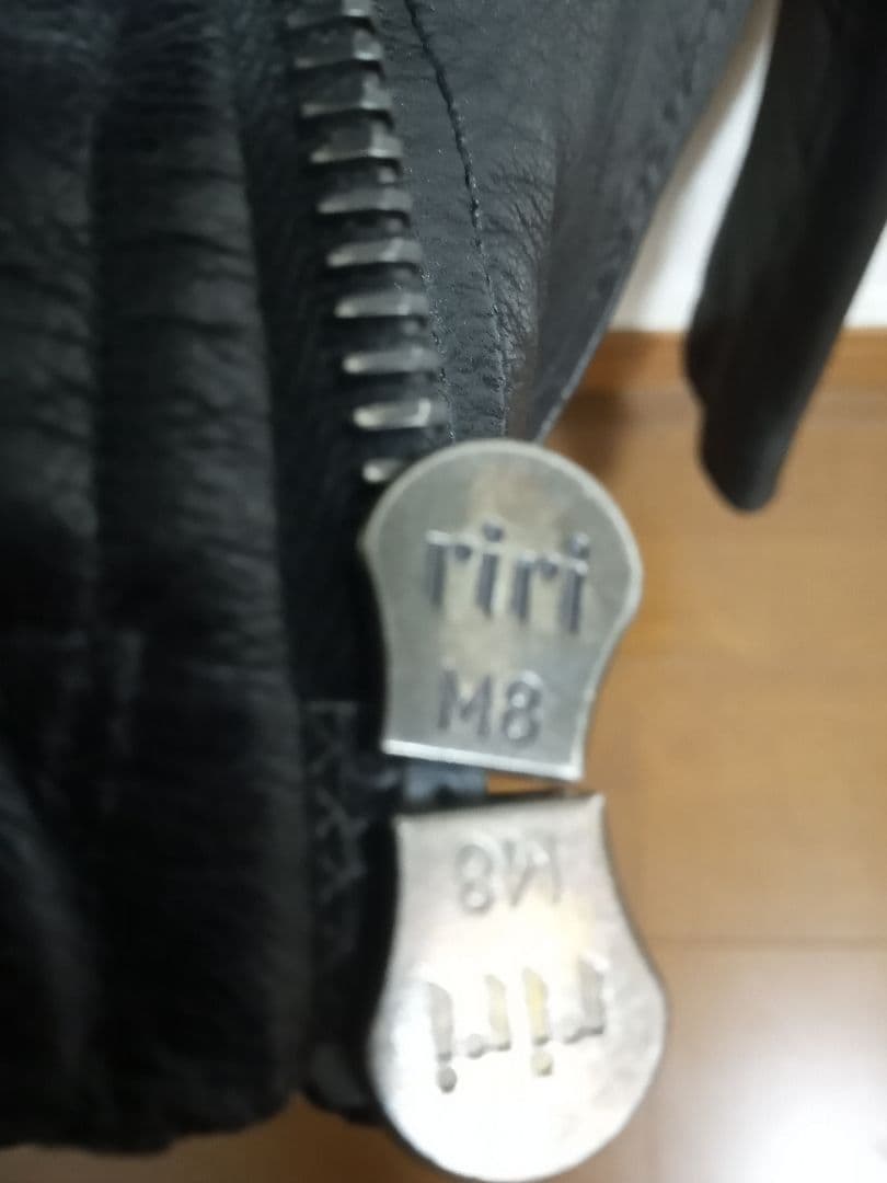 アタッチメントシングルライダースジャケット