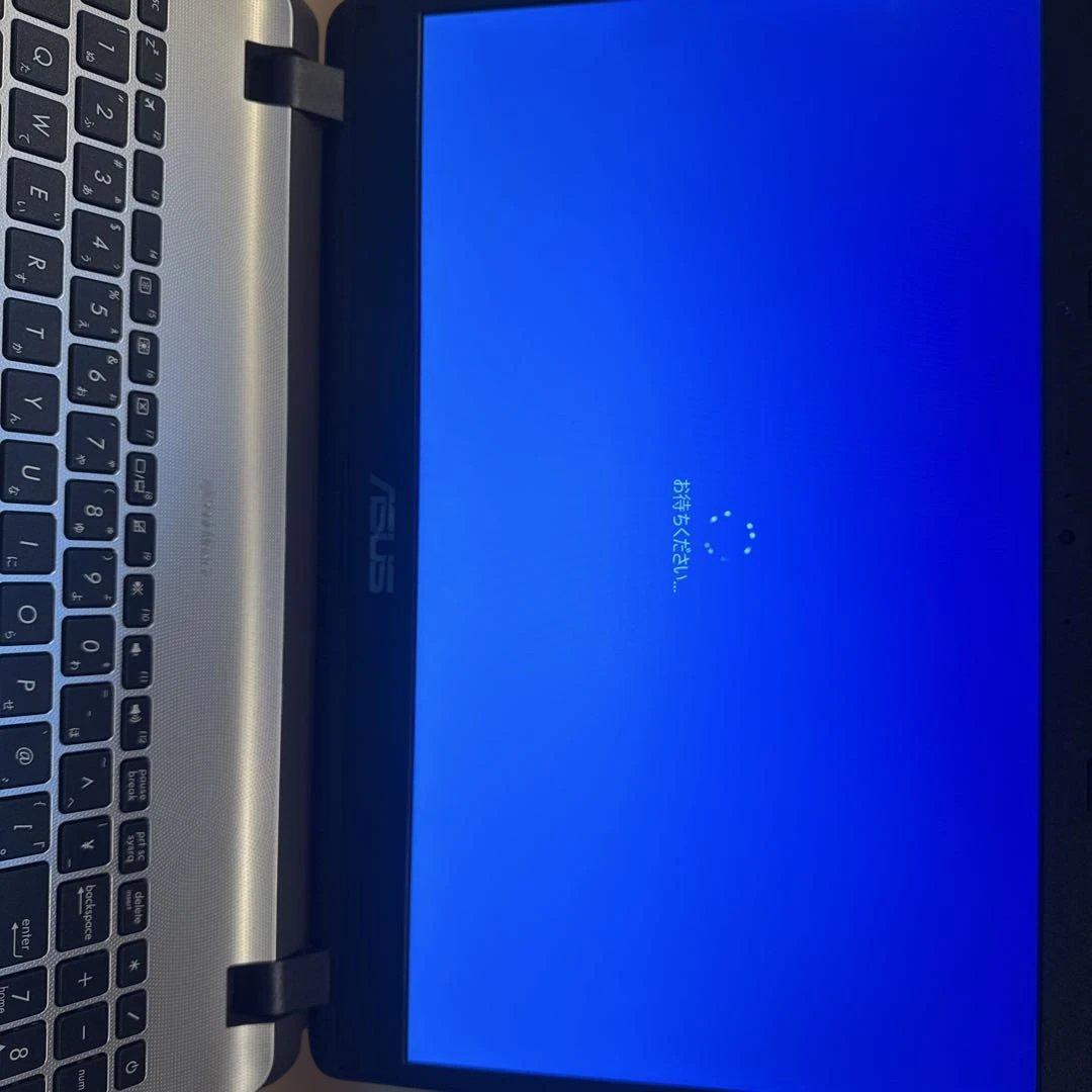 ASUS ノートPC シルバー F507M