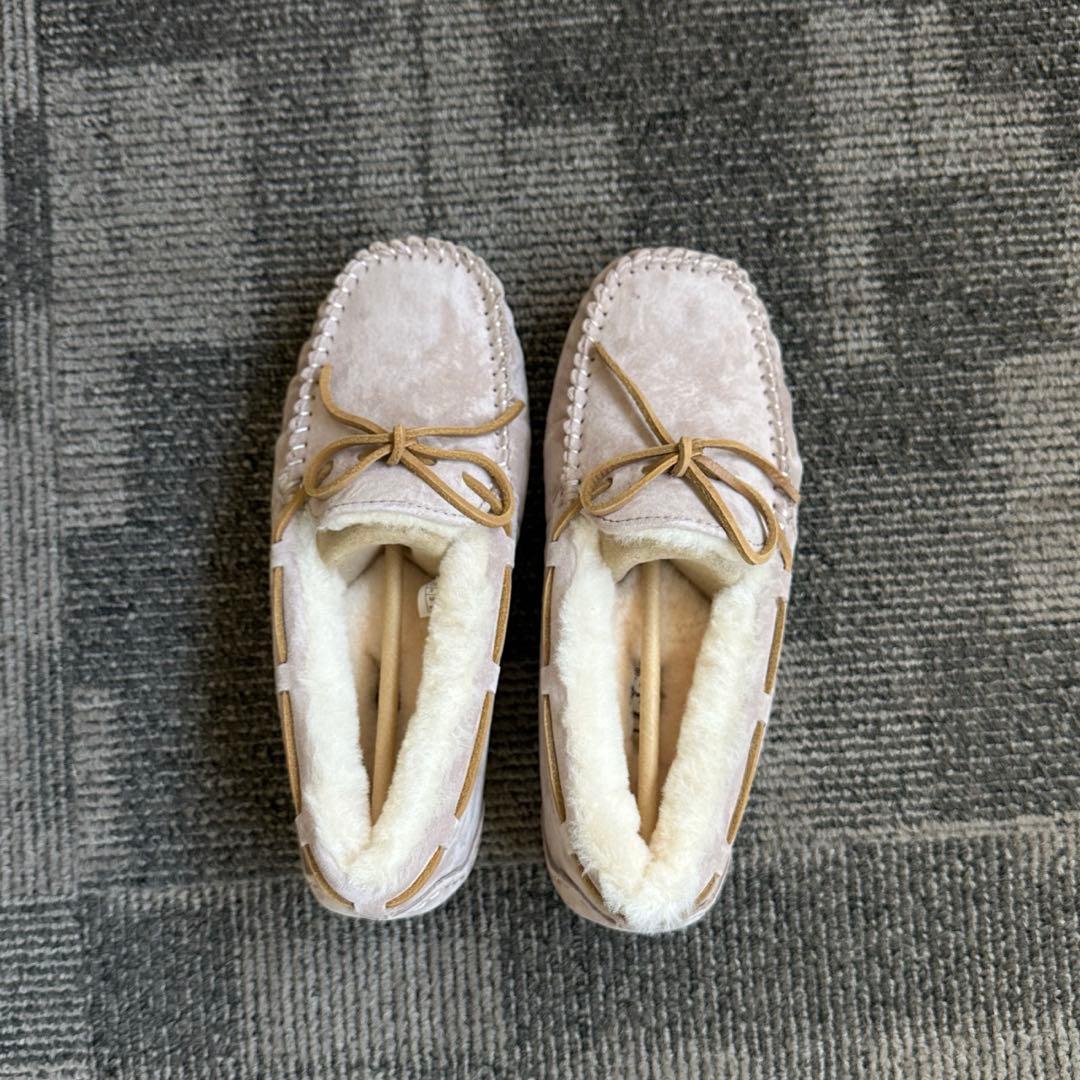 UGG ベージュ スエード モカシン