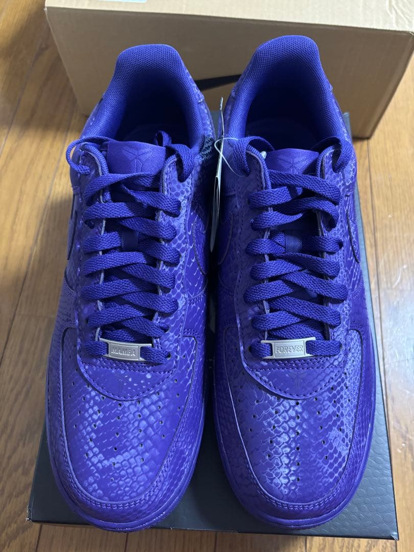 【正規品】　NIKE コービー　エアフォースワン　27.5 新品　即日発送