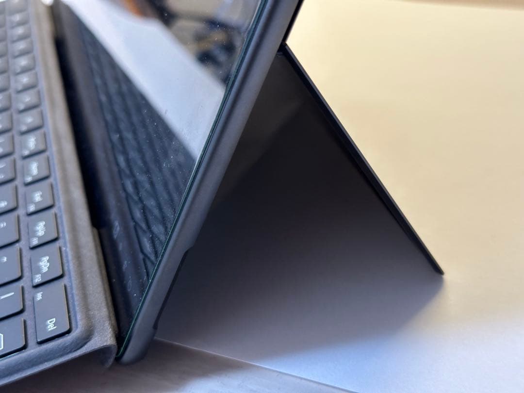 Surface Pro 9 i5 8GB 256GB 本体ケース