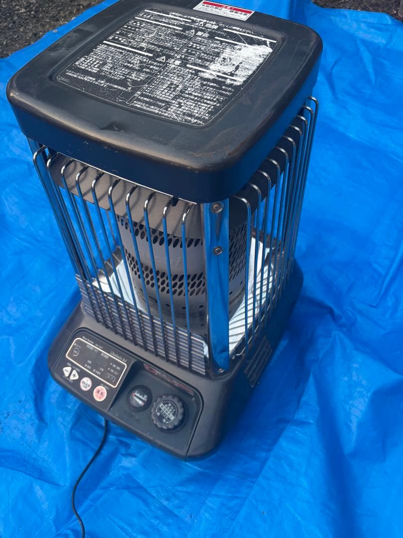 ダイニチブルーヒーターFM-107F 石油ヒーター2017年製