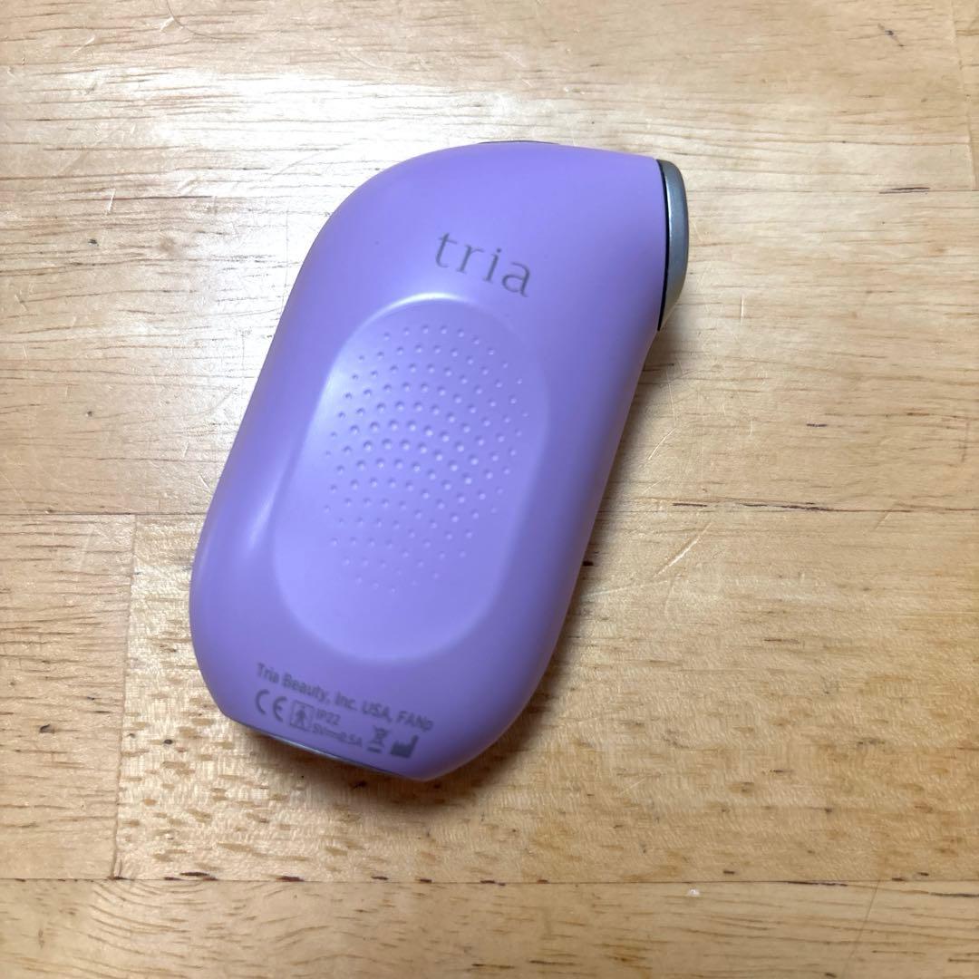 tria スキン エイジングアイケアレーザー