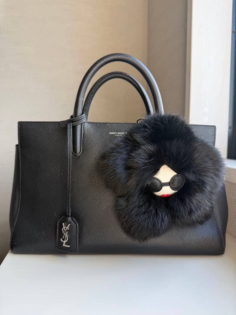 SAINT LAURENT ブラックハンドバッグ