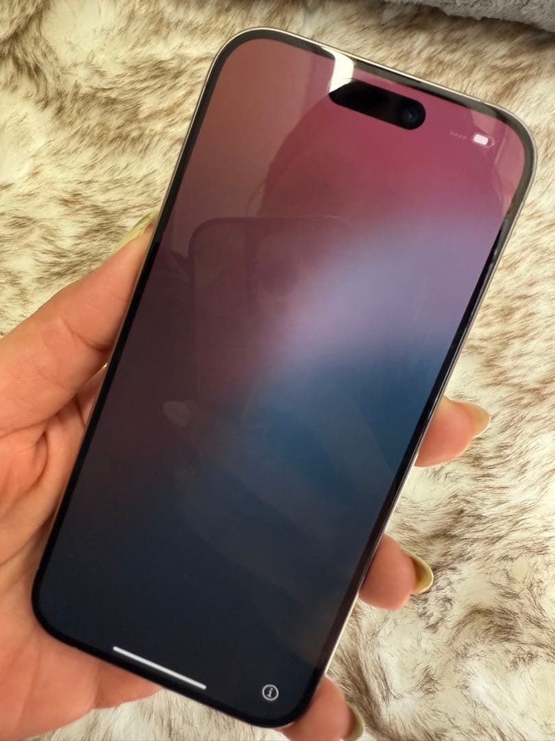 【美品】 iPhone 15 Pro★Jessrhyl Sumayang★