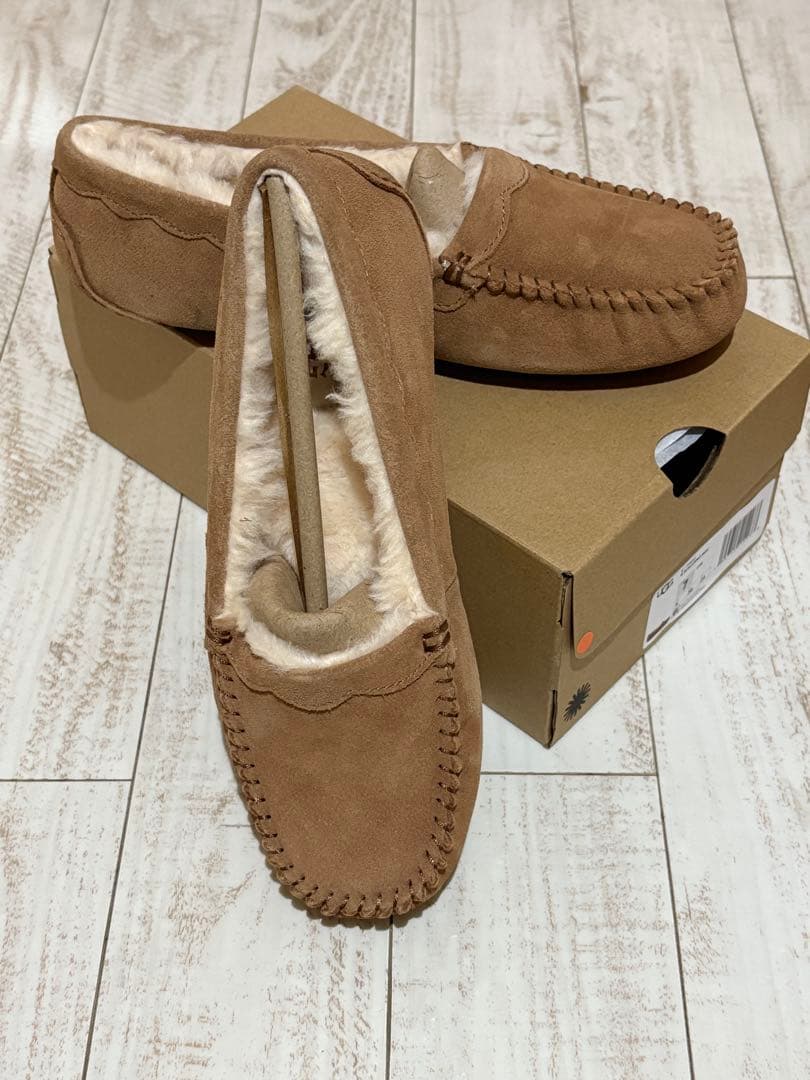 【新品未使用】UGG Scalloped Moc スカラップドモック モカシン