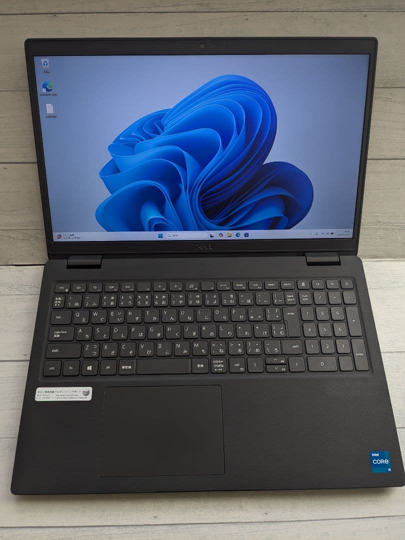 ⑦ DELL Latitude 3520 16GB 256GB FHD