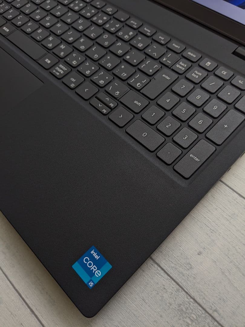 ⑦ DELL Latitude 3520 16GB 256GB FHD