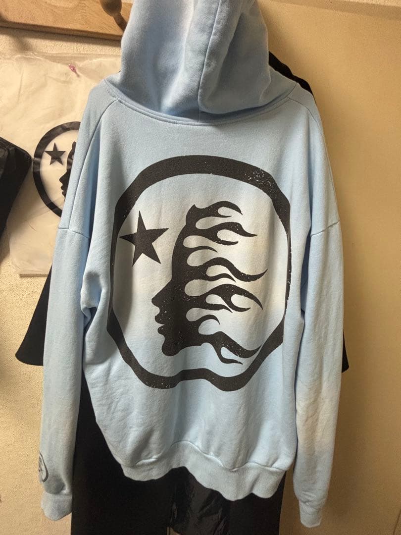 HELLSTAR ライトブルー パーカー‼️訳あり‼️