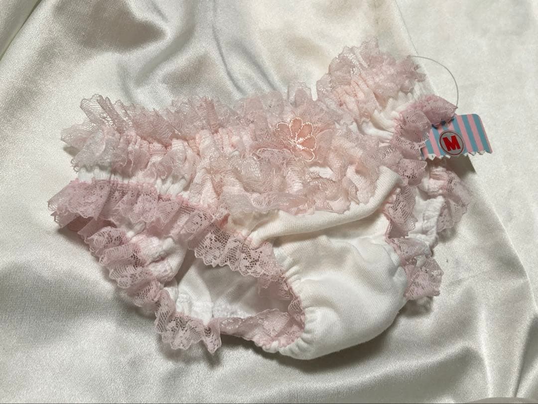 【ルークス】フリル2段のプリティースキャンティ