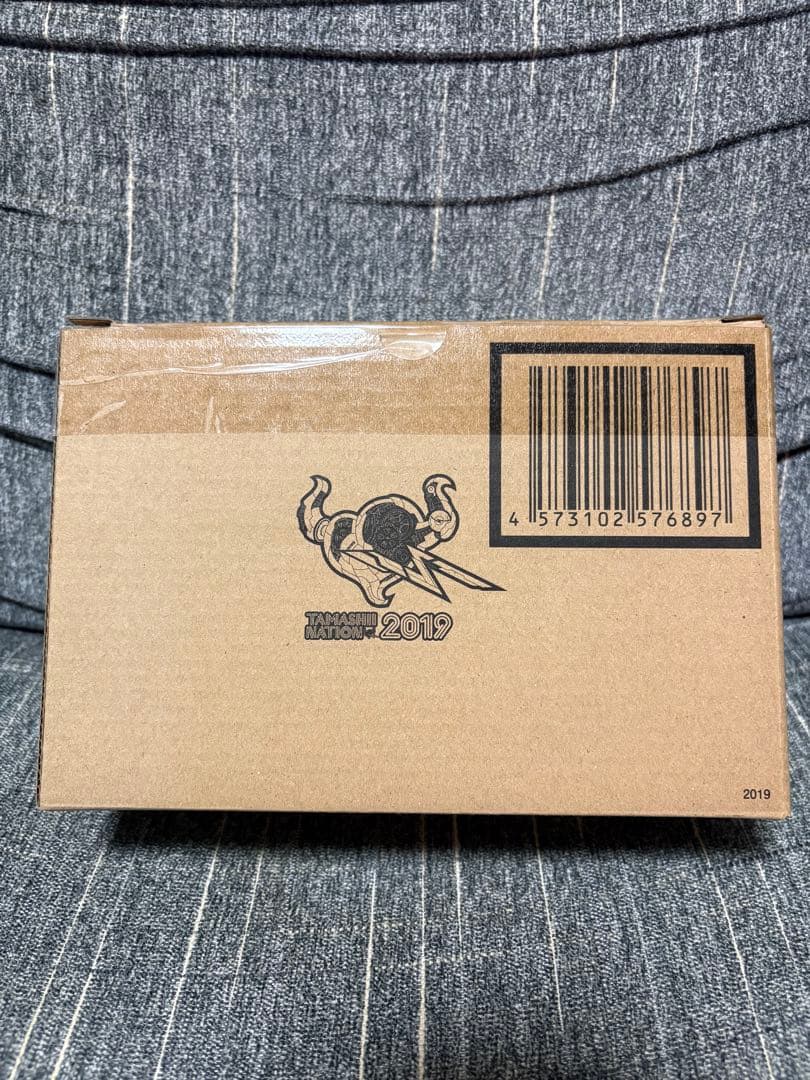 S.H.フィギュアーツ　真骨彫　仮面ライダーディエンド