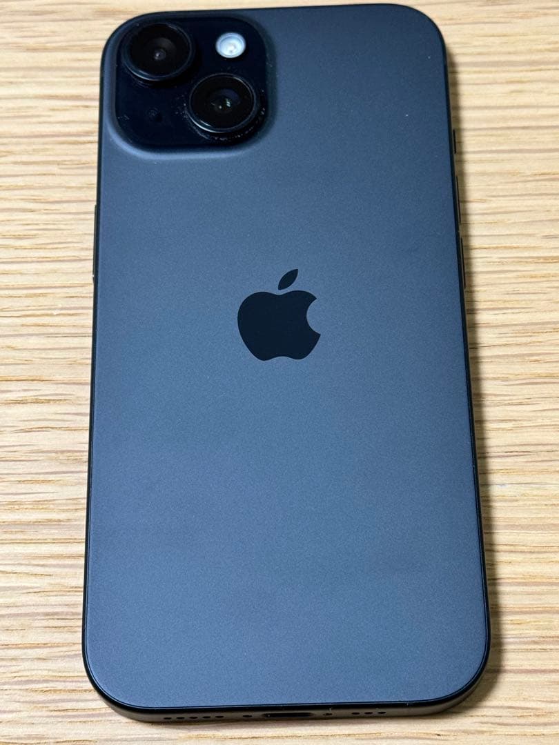Apple iPhone 15 ブラック 本体★SIMフリー