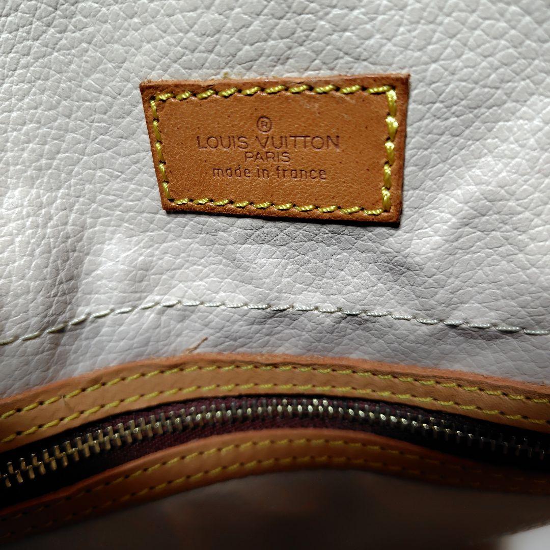 VUITTON ルイヴィトン モノグラム　レア　希少