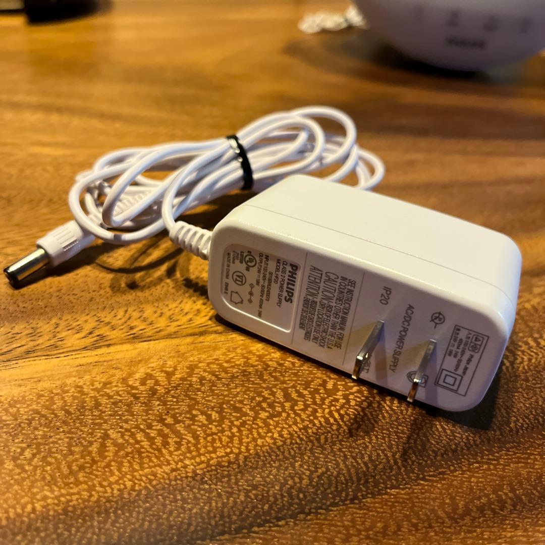 【美品】PHILIPS ウェイクアップライト 光目覚ましHF3519