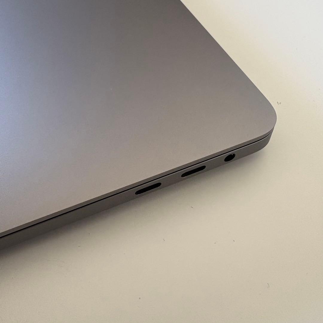 MacBook Pro 16インチ i9/32GB/1TB おまけつき