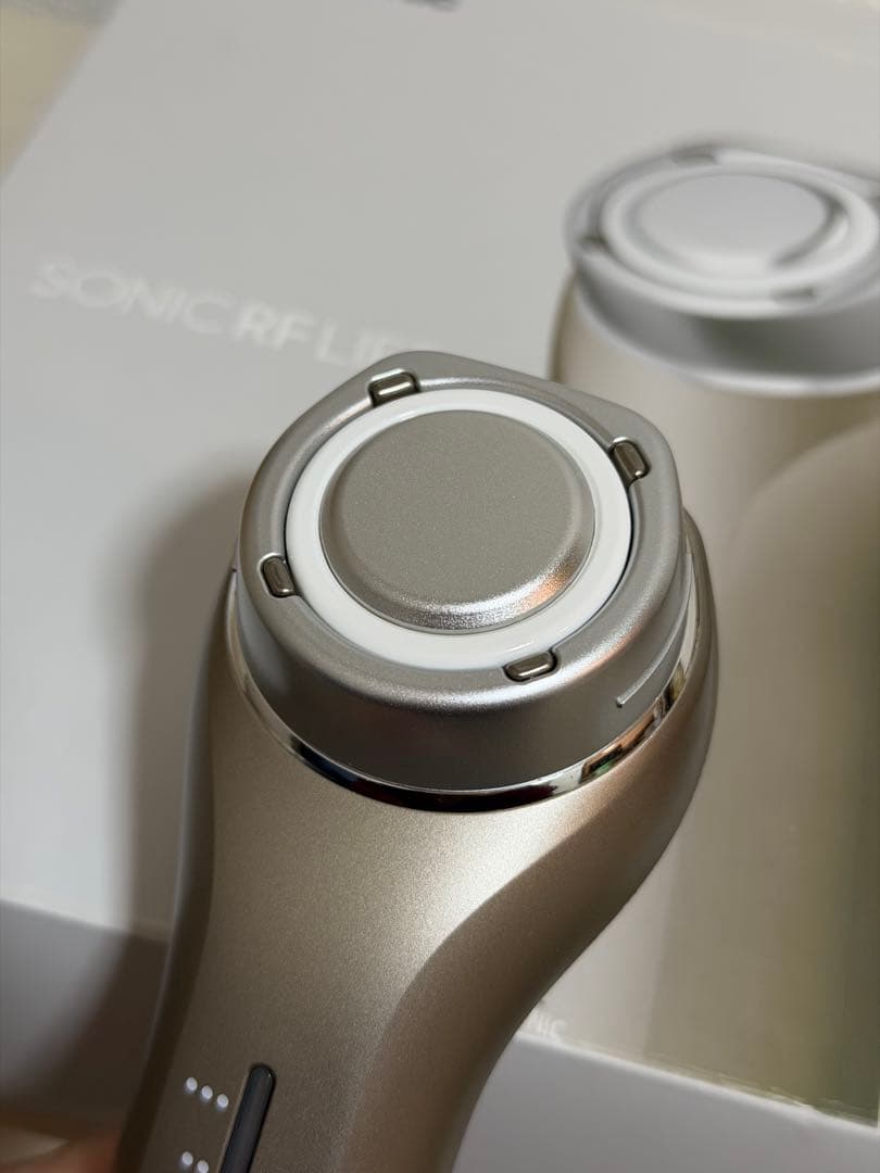 Panasonic Sonic RF Lift 美顔器