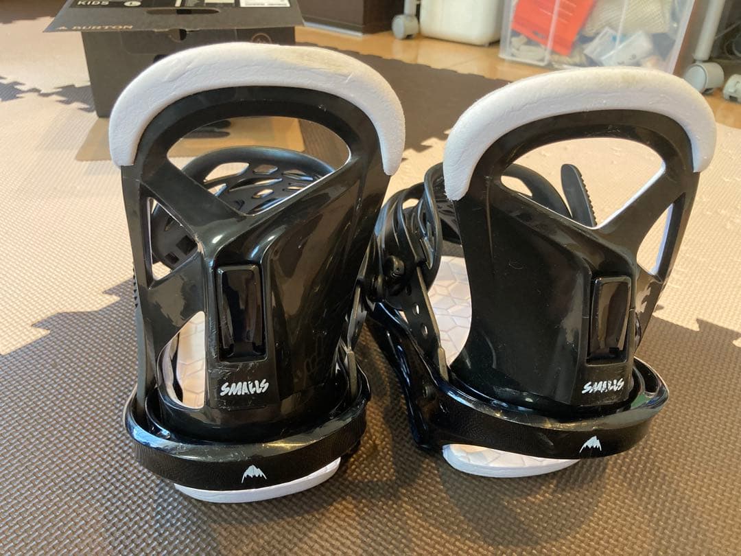 BURTON バインディング　SMALLS Lサイズ（キッズのLサイズ）バートン