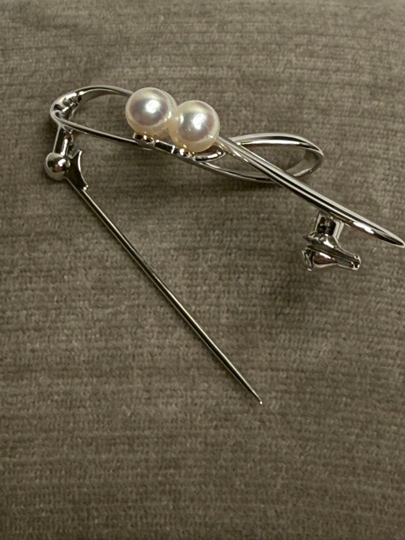 ＊新品＊　MIKIMOTO アコヤ真珠　ブローチ