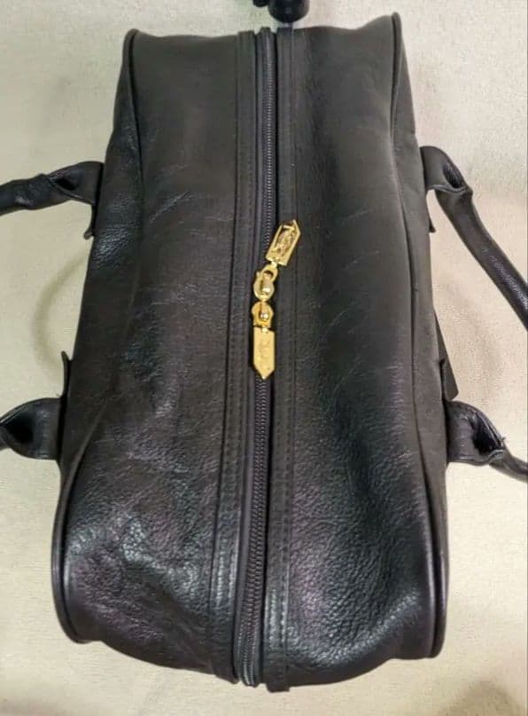 YVES SAINT LAURENT YSLロゴ ボストンバッグ/シボ革