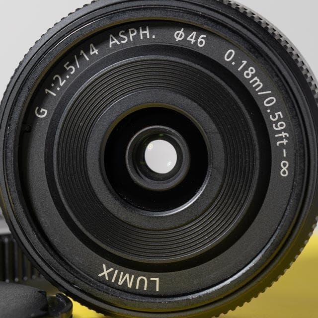 LUMIX G 14mmF2.5 ASPH. H-H014 パンケーキレンズ