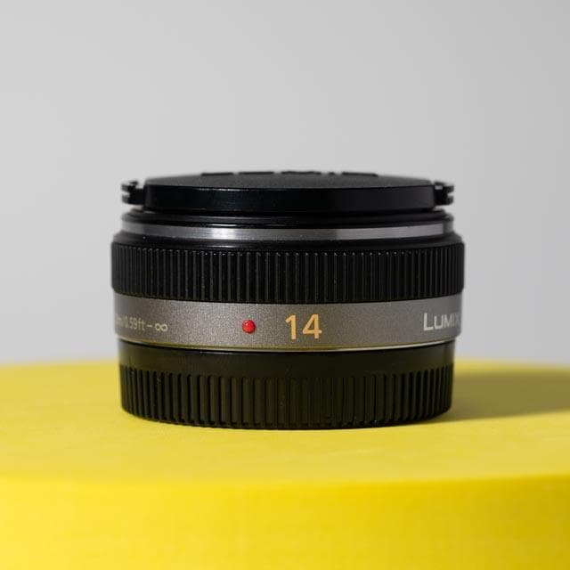 LUMIX G 14mmF2.5 ASPH. H-H014 パンケーキレンズ