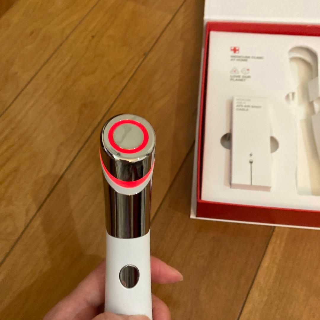 メディキューブ 美顔器 ダーマエアショット