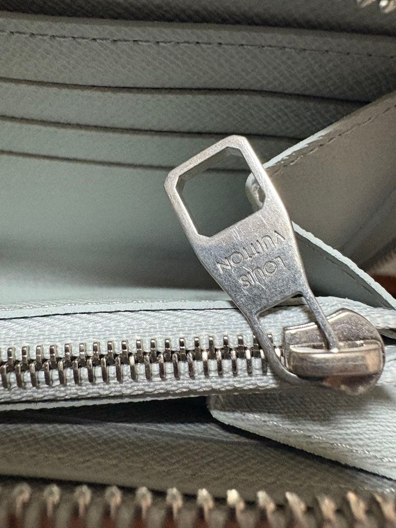 ルイヴィトン ジッピーウォレット ホリゾンタル