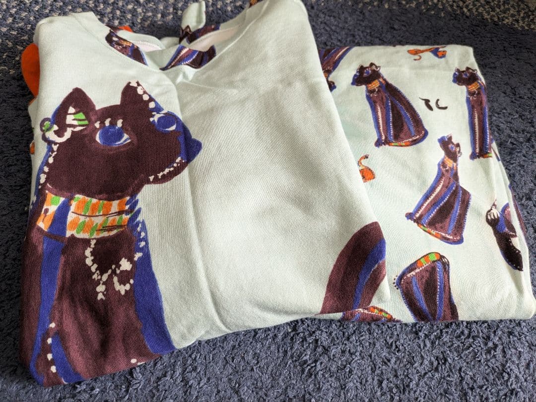 ツモリチサト　Lサイズ パジャマ　猫