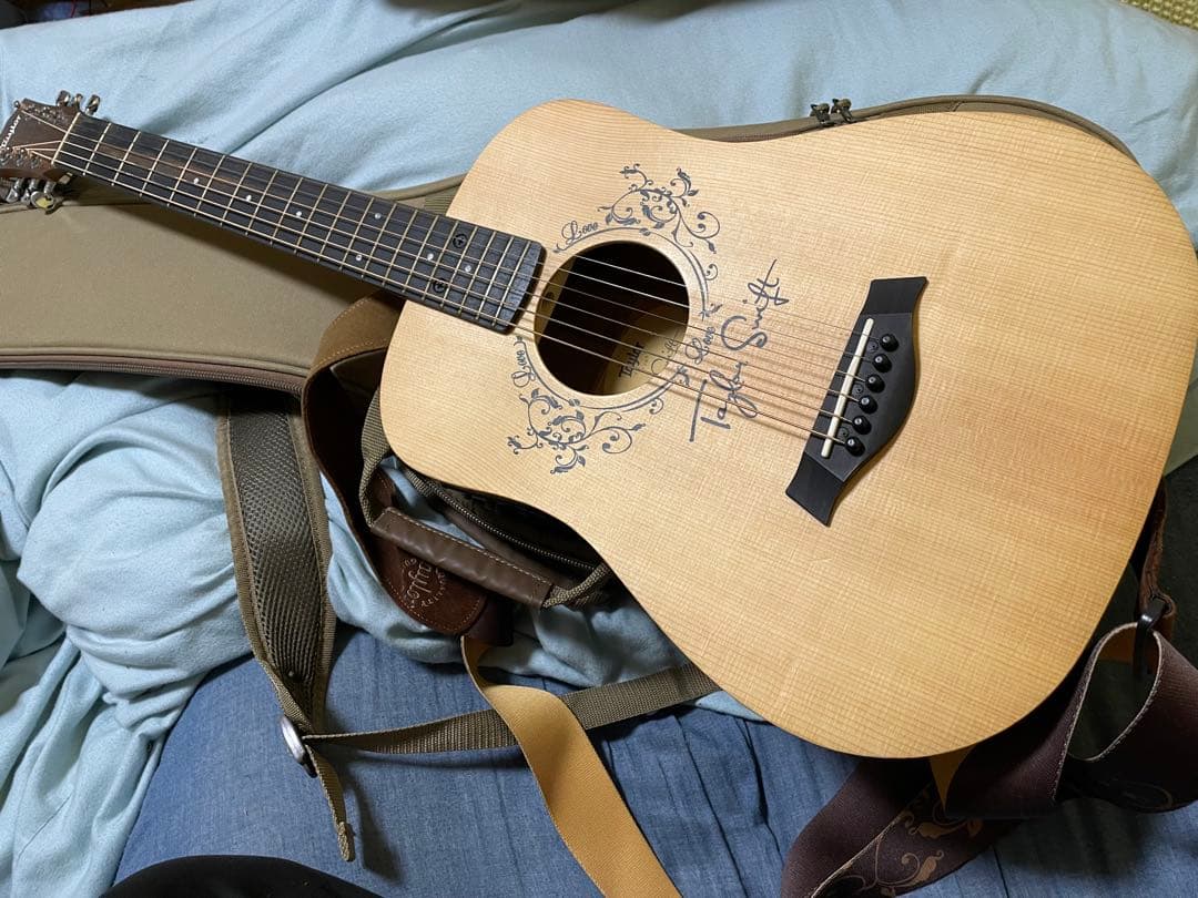 Taylor Swift シグネチャーアコースティックギター　最終値下げ