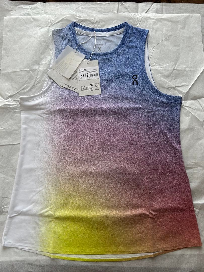 On テニスウェア　女性海外　ＸＳ　レディース2025フレンチオープンモデル