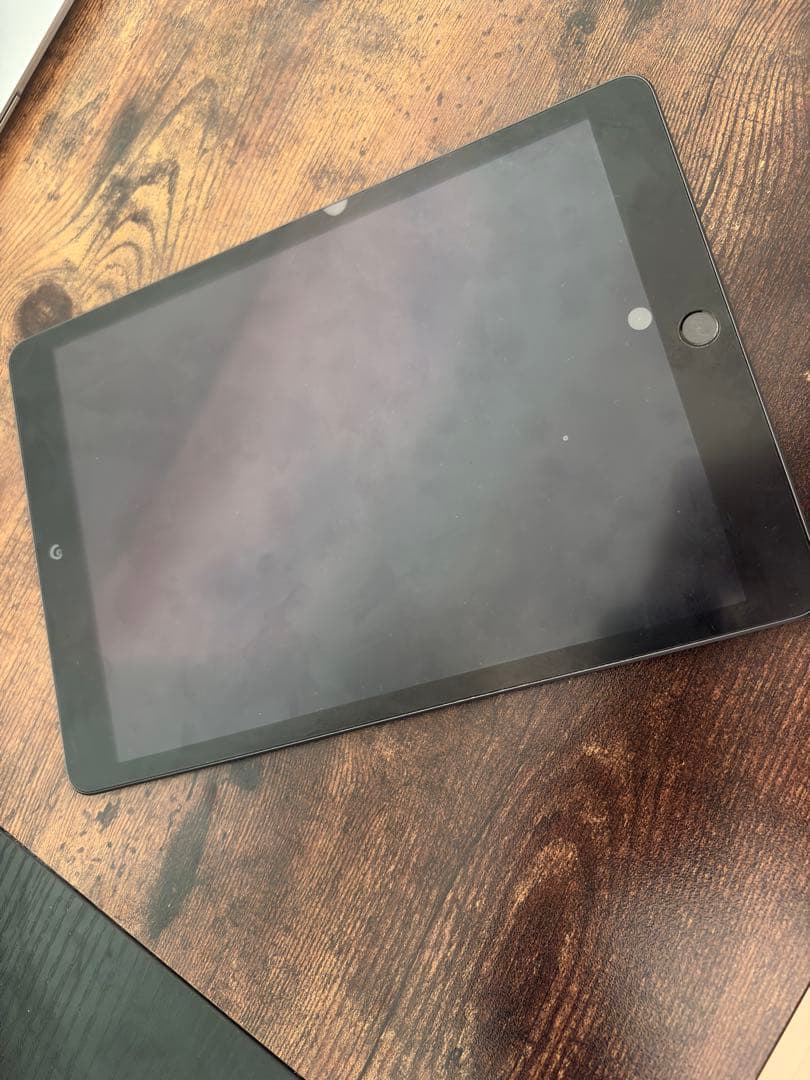 Apple iPad 第7世代　本体　32GB