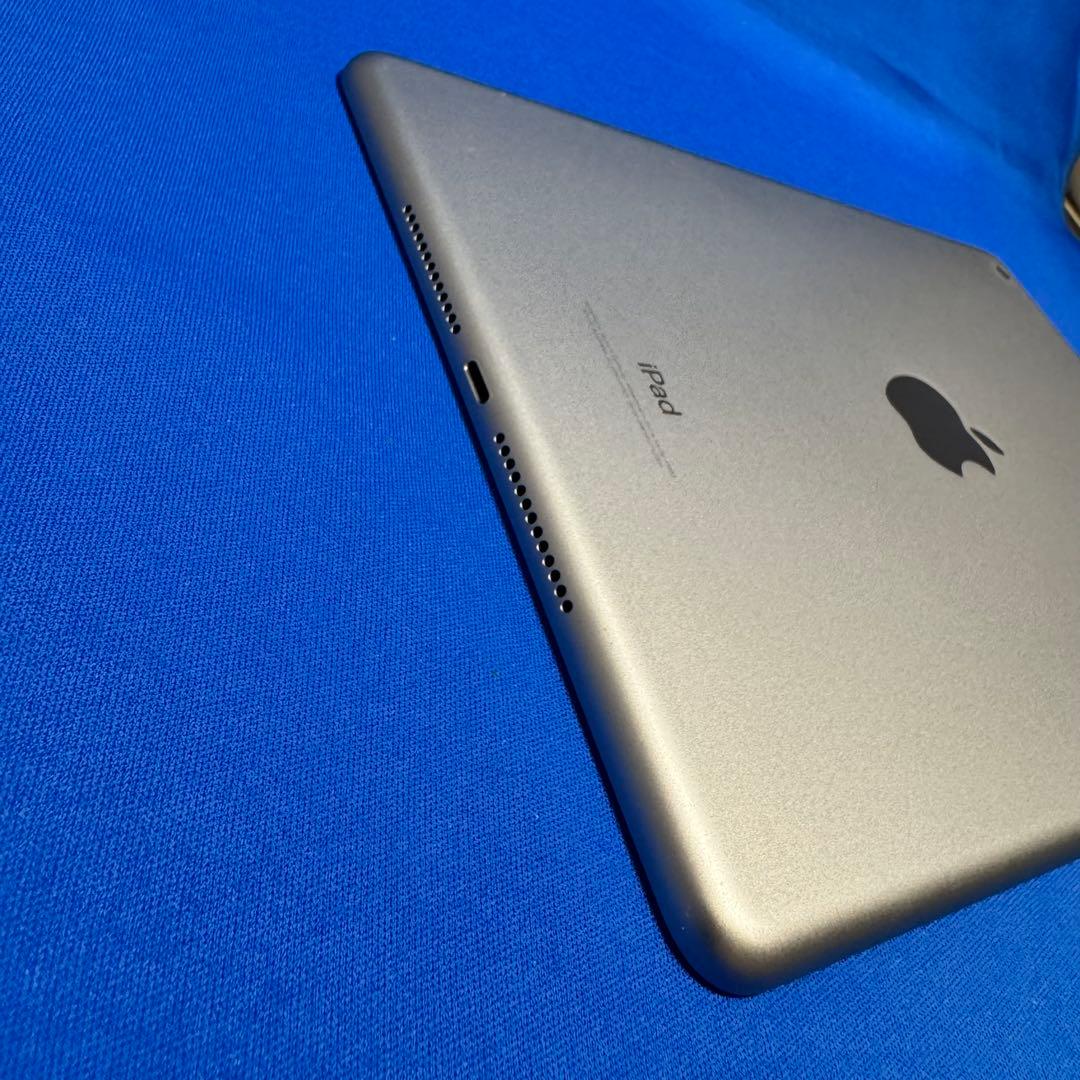 iPad 9.7インチ(第6世代) 128GB Wi-Fi