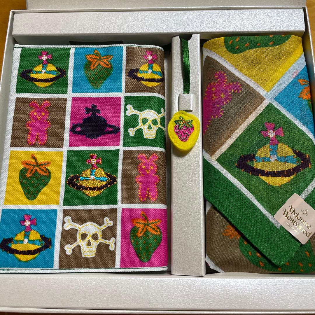 新品未使用‼️ヴィヴィアンウェストウッド ブックカバー＆ハンカチ オーブ セット