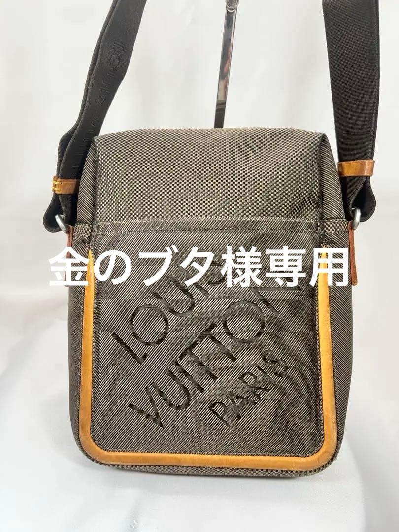 LOUIS VUITTON メッセンジャーバッグ グレー