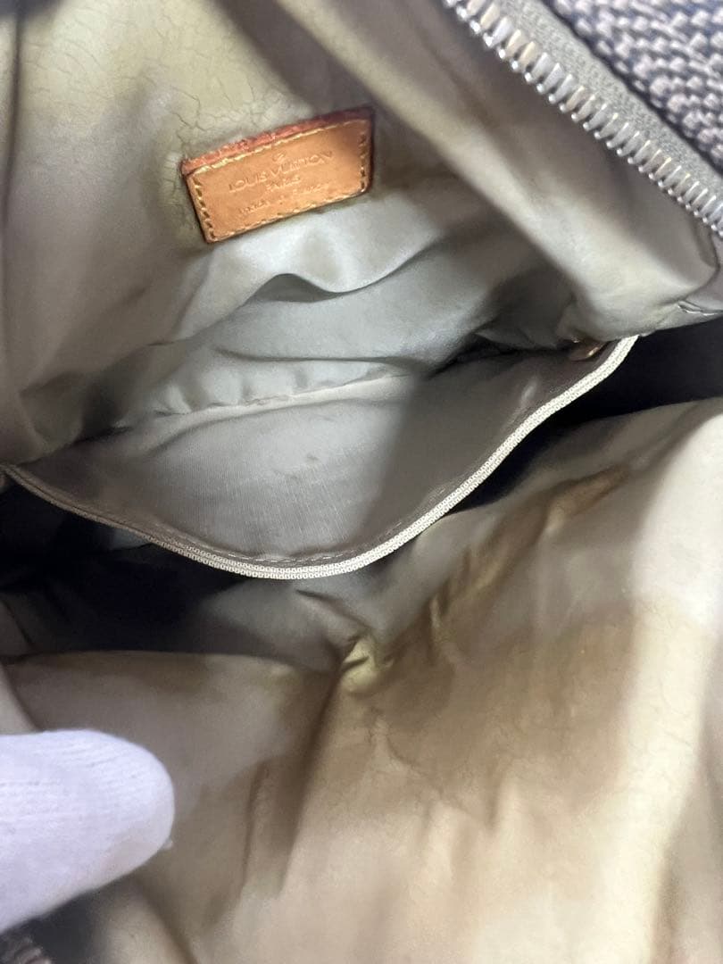 LOUIS VUITTON メッセンジャーバッグ グレー