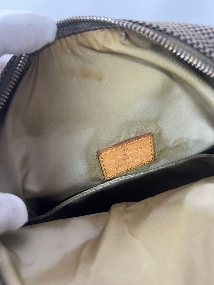 LOUIS VUITTON メッセンジャーバッグ グレー