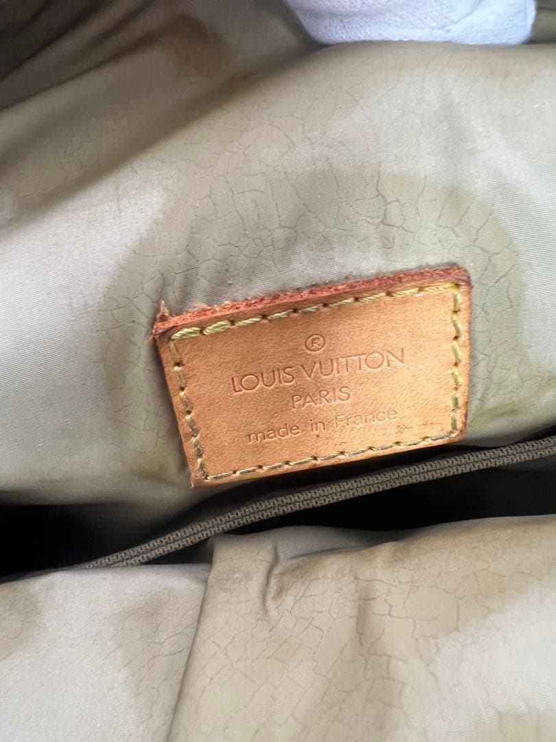 LOUIS VUITTON メッセンジャーバッグ グレー