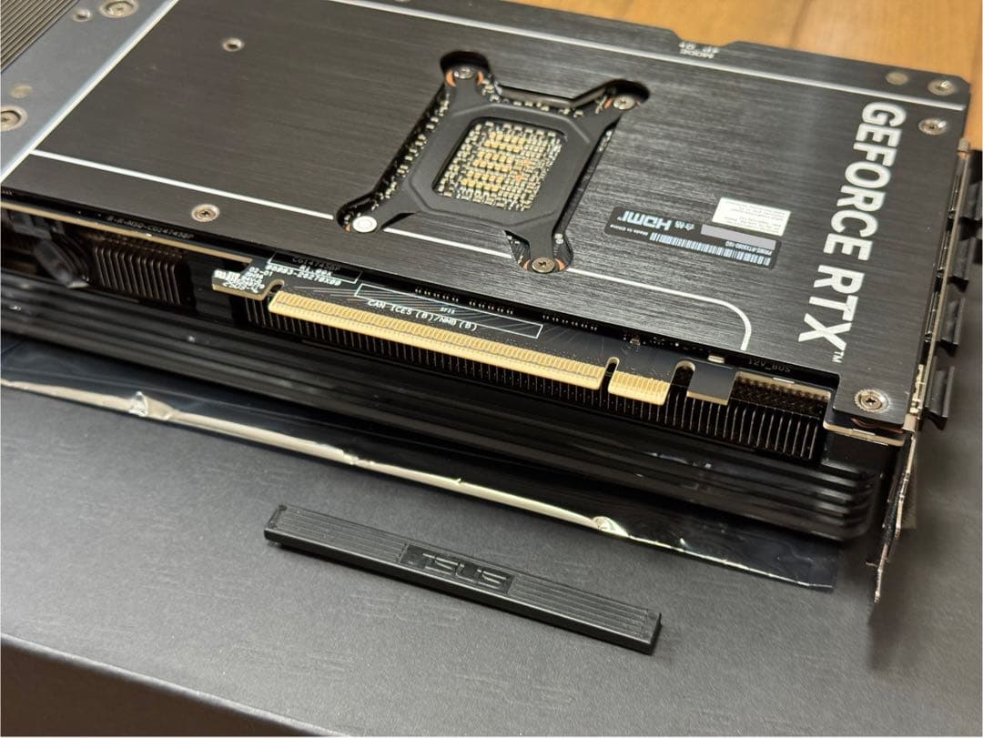 グラフィックボード・グラボ・ビデオカード ASUS PRIME GeForce RTX 5080 16GB