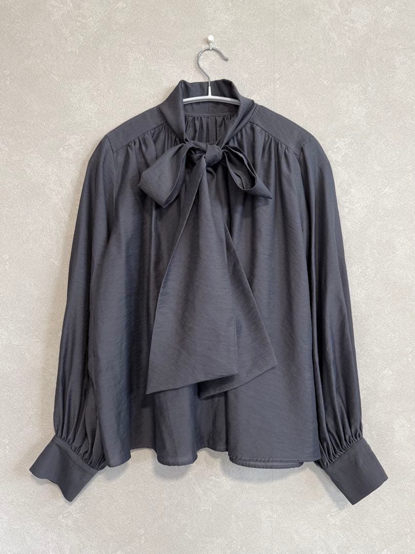 【定価16500円/完売品】anuans ボリュームタイブラウス グレー