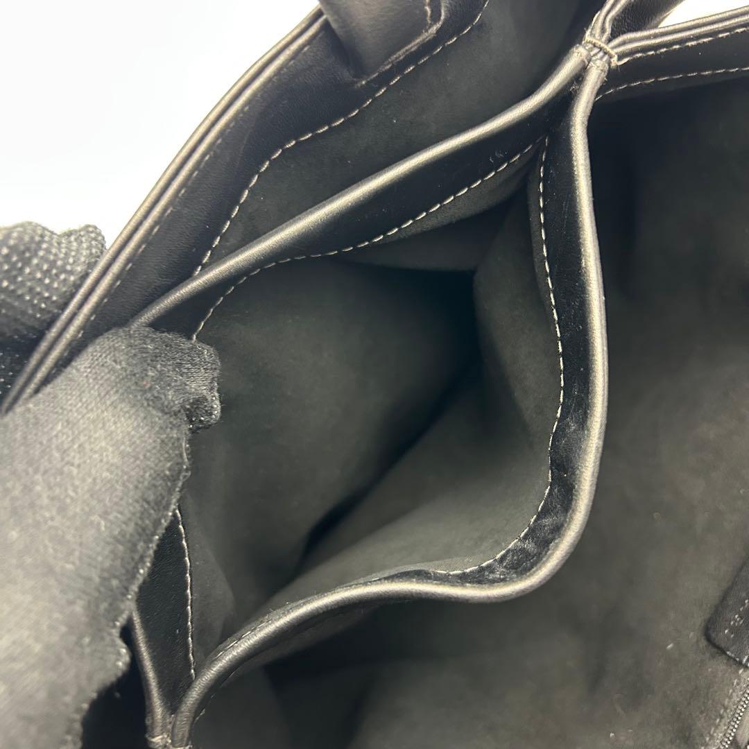 【美品】ブルガリ　トートバッグ　2way レザー　ロゴ金具　ビジネス　大容量　黒