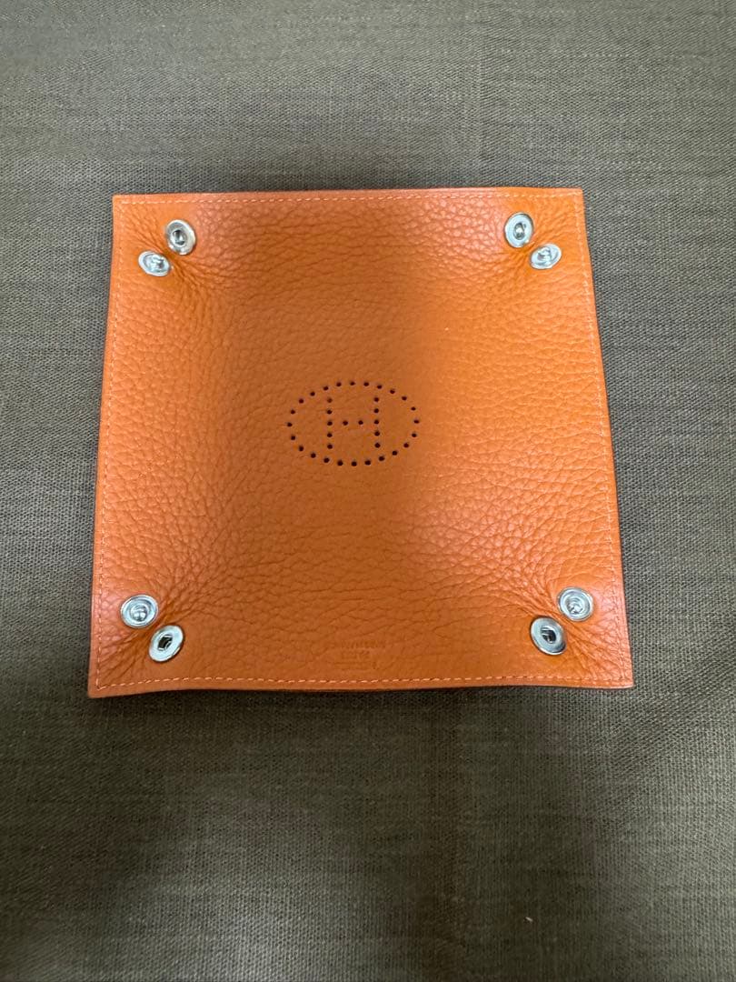 エルメス　レザートレー　トレイ　オレンジ