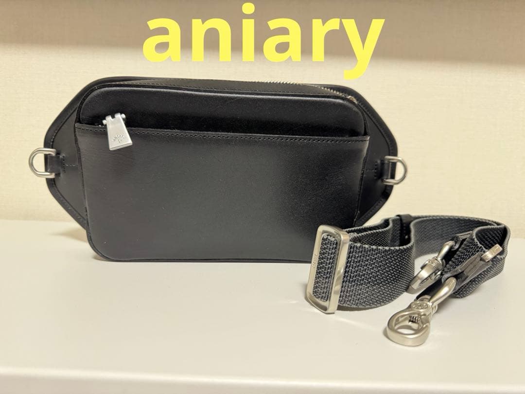aniary(アニアリ) レザー ショルダー ボディバッグ